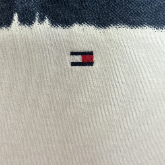 Tommy Hilfiger Blue/White And Red Short Sleeve Dip Dye T-Shirt Size M - Picture 5 of 13